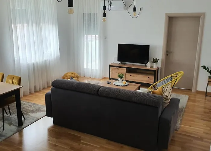 Jr Lux Apartman