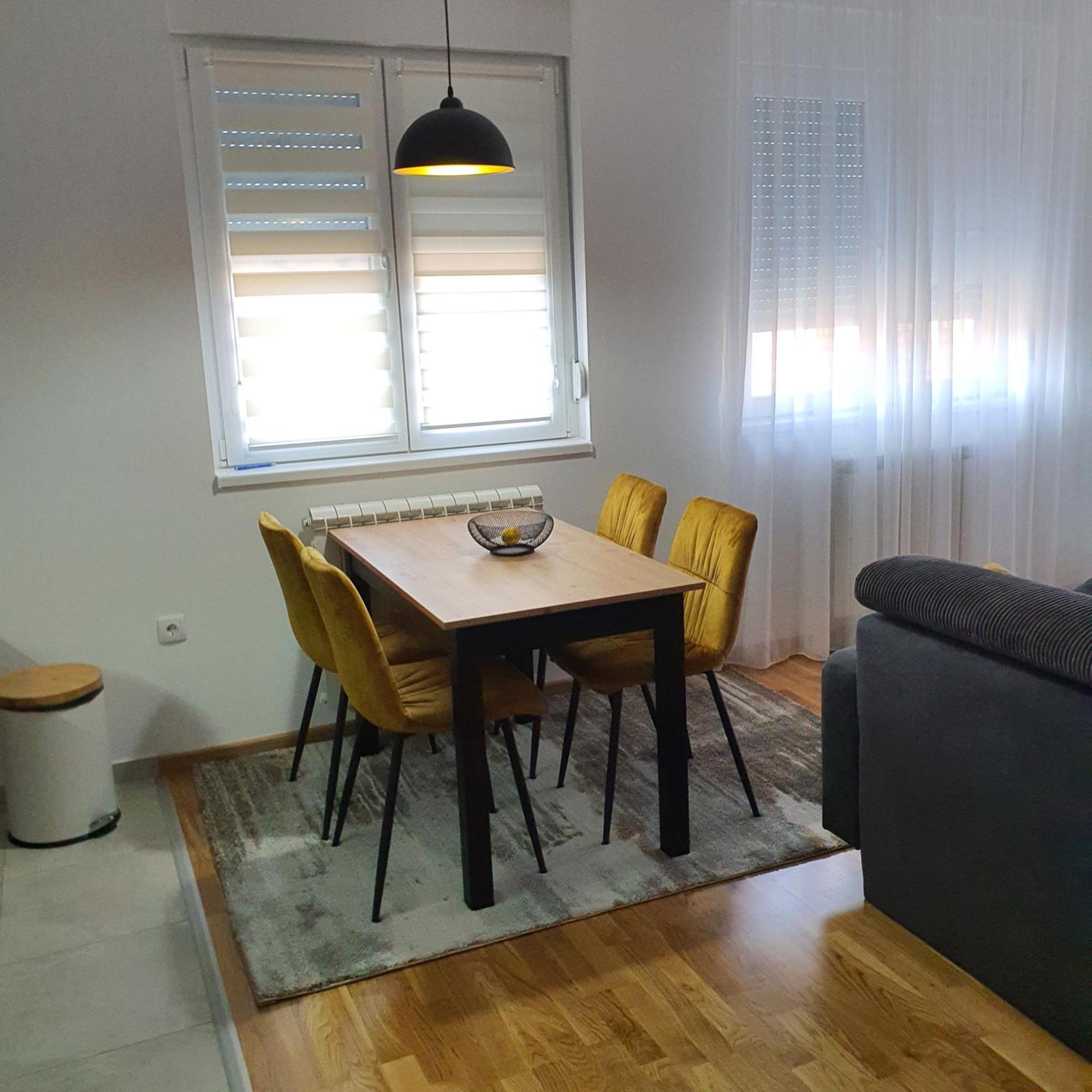 Apartment Jr Lux Stara Pazova