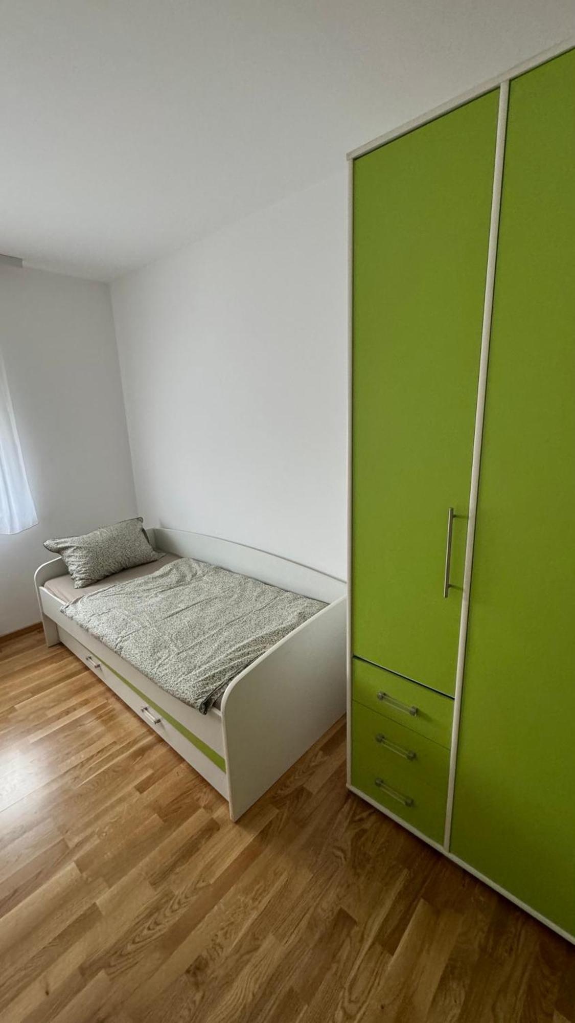 Jr Lux Apartment Stara Pazova